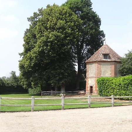 Отель Chateau De Maillot Bonneville-la-Louvet Экстерьер фото