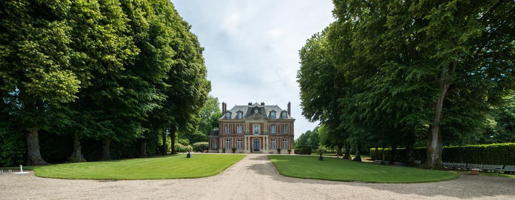 Отель Chateau De Maillot Bonneville-la-Louvet Экстерьер фото